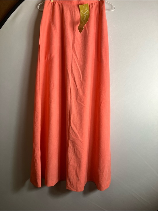 Young country by paddle and saddle Dresses & Skirts - Women's Coral Maxi Skirt